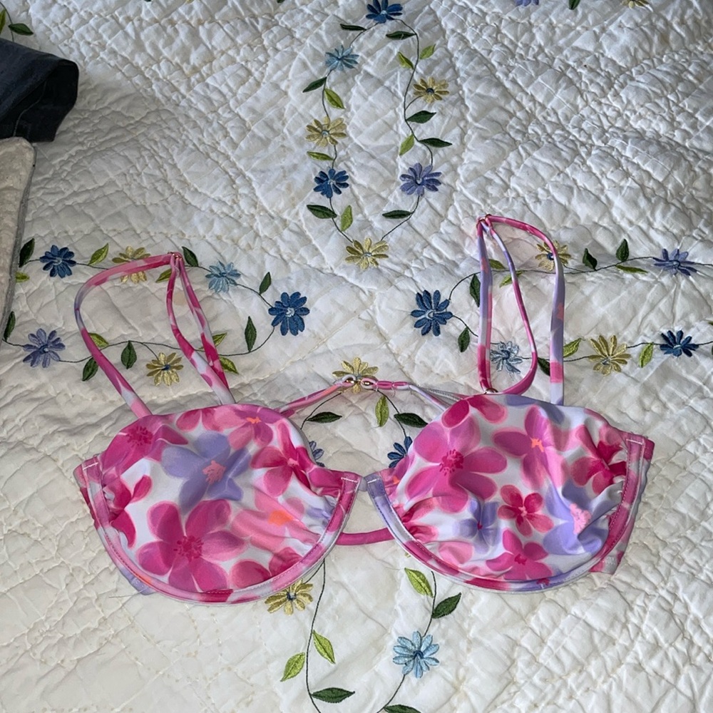 Bikini top